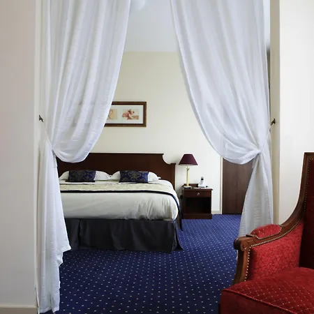 Amiral Hotel Paris
