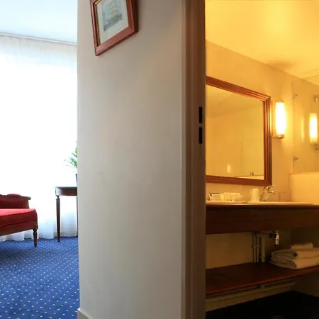 Amiral Hotel