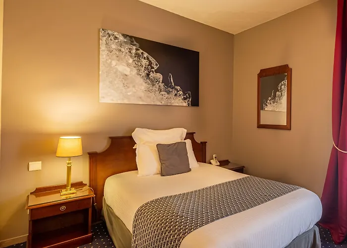 Amiral 4* Paris